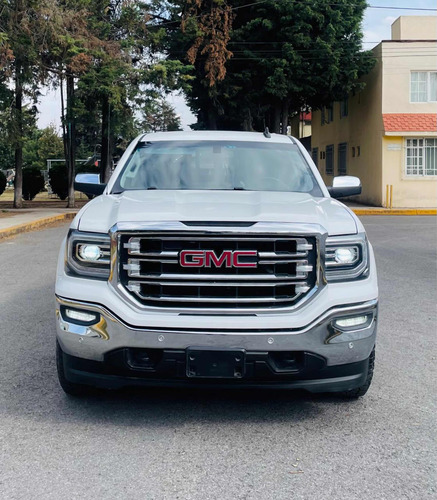 GMC Sierra 5.3 Crew Cabina All Terrain 4x4 Mt