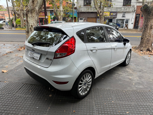 Ford Fiesta Kinetic 1.6 Se 120cv