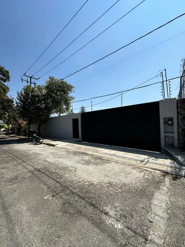 Residencia En Rancho De Cortes