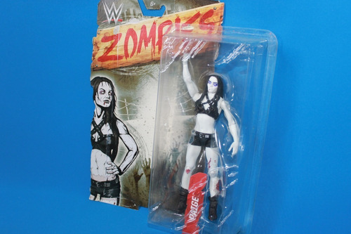 Paige Wwe Zombies (Usado)