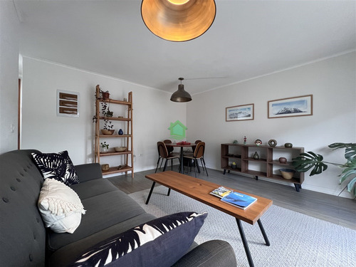 Departamento En Arriendo De 2 Dorm. En Puerto Varas