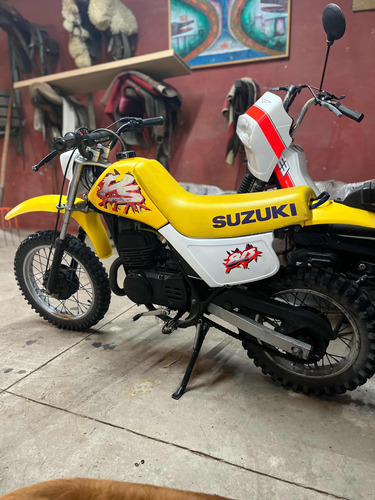 Suzuki Ds