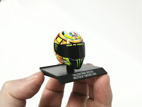 Miniatura Casco 1/10, Valentino Rossi Qatar 2011