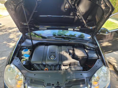 Volkswagen Vento 2.5 Advance 170cv