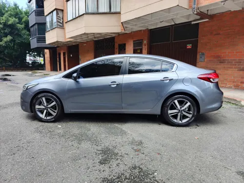 Kia Cerato Pro 2da Generación Mod 2017 Caja Sexta Mecanico