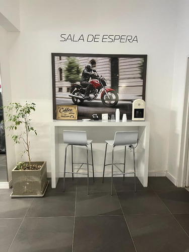 Honda Twister 250 - Usada