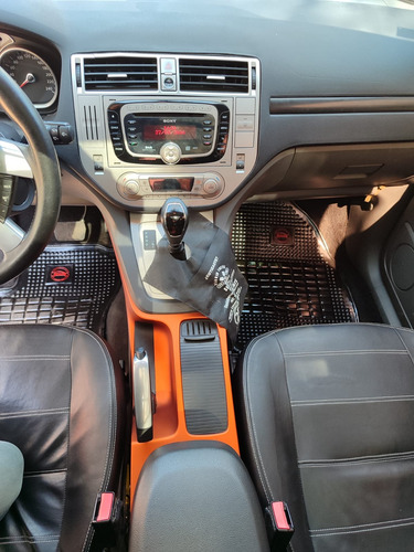 Ford Kuga 2.5 Titanium At 4x4 L (ku05)