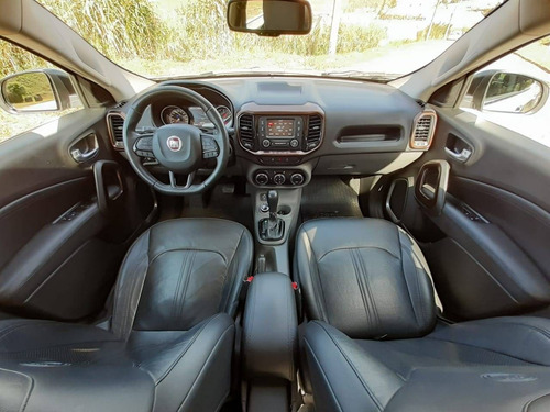 Imagem 11 de 12 de Fiat Toro 2.0 16v Turbo Diesel Volcano 4wd At9