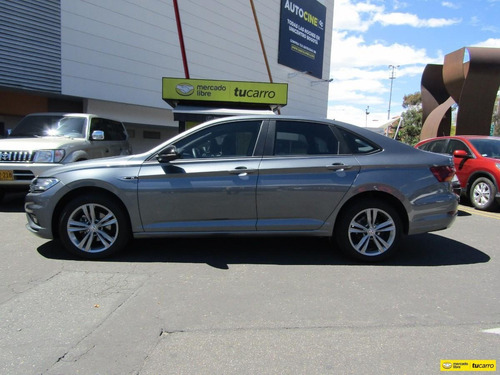 Volkswagen Jetta R Line Tp 1400