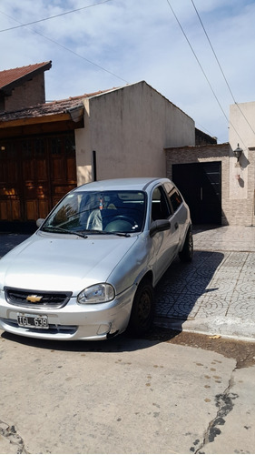 Chevrolet Corsa Classic Sedán 