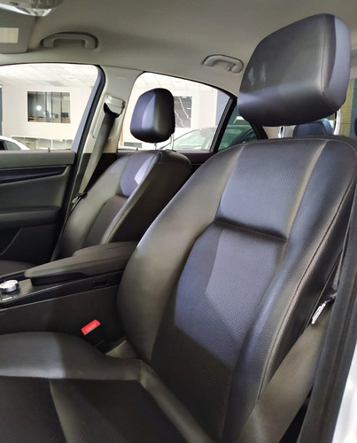 Mercedes Benz C180 Cgi 1.8 Aut Prata. 2012/12