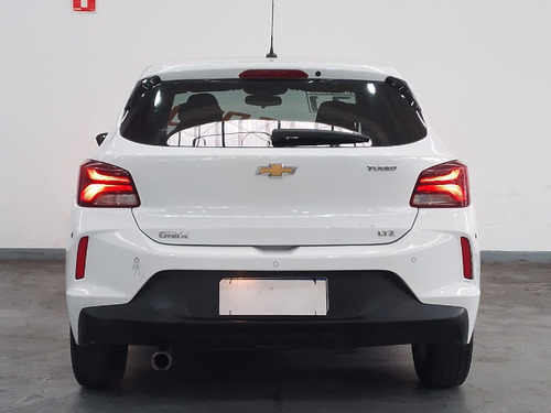 Chevrolet Onix plus ONIX HATCH LTZ 1.0 12V TB FLEX 5P MEC.