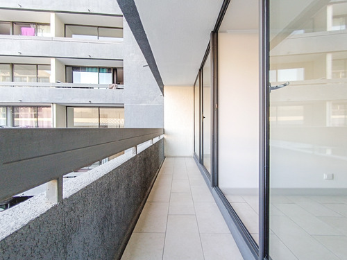 Edificio Abate Molina Vista Oriente Piso 3