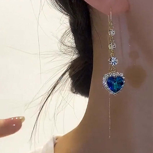 Nuevo Exquisitos Pendientes De Corazón Con Borla Larga En