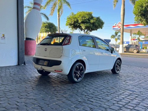 Fiat Punto 1.4 ATTRACTIVE 8V FLEX 4P MANUAL