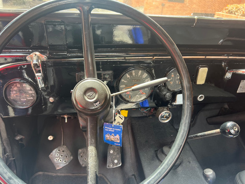 Jeep Willys Cherokee 1.6 Restaurado