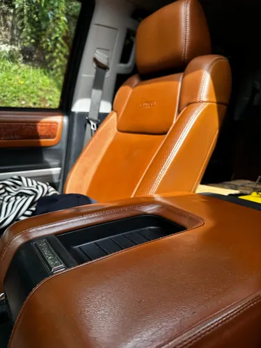Toyota Tundra 5.7 Crewmax Platinum