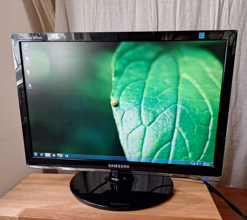 Monitor Samsung 2053nw, 20 Pulgadas Funciona Perfectamente.