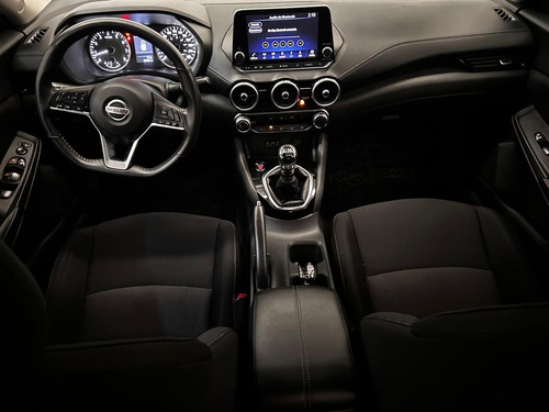 Nissan Sentra 2.0 Advance Mt