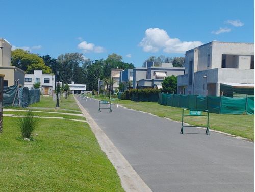Venta Lote Barrio Cerrado Malvinas Argentinas