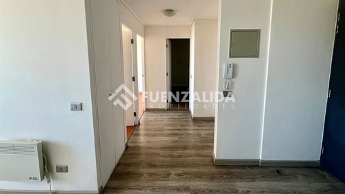 Departamento En Venta De 2 Dorm. En San Joaquín