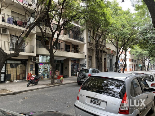 Imagen 3 de 26 de Venta Departamento Un Dormitorio Contrafrente Alquilado - Centro