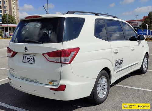 Ssangyong Rodius 2.0 2wd