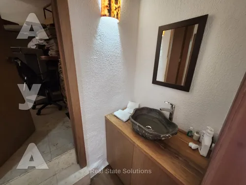 Casa En En Venta, 5 Recámaras, 3 Niveles, Piscina, Cancún