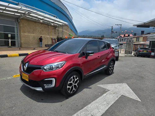 Renault Captur 2.0 Bose Automática