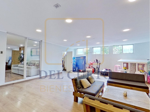 Casa Remodelada En Barrio Residencial 4d | 3b
