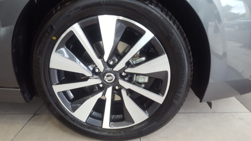 Imagen 9 de 15 de Nissan Sentra Exclusive Entrega Inmediata (mh)