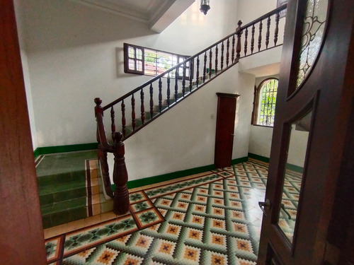 Imagen 4 de 17 de Arriendo Hermosa Casa Sector Prado