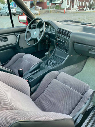 Imagen 19 de 21 de Bmw 320i E30 Cabriolet
