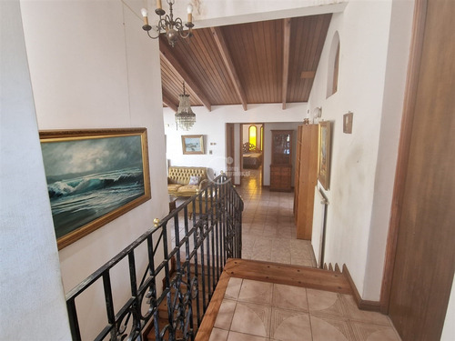 Casa En Venta De 4 Dorm. En Santo Domingo