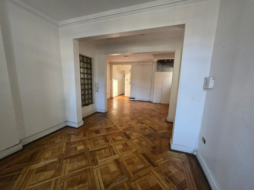 Casa Con Potencial Comercial Y Residencial Amplios Espacio