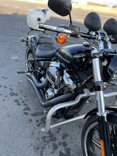 Es Una Excelente Moto Ideal Para Los Amantes De Las 2 Ruedas