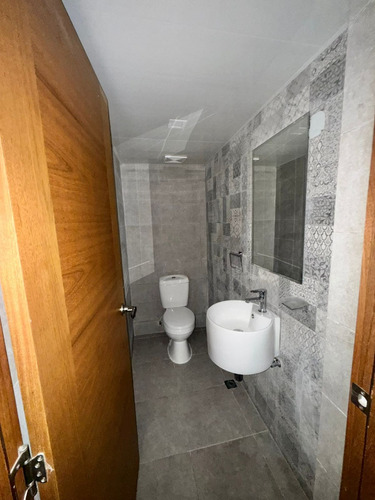 Alquilo Apartamento En La Zona Universitaria A Pasos De La Avenida Jose Contreras 100mts2