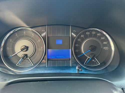 Toyota Hilux SW4 2.7 SR 7 LUGARES 4X2 16V FLEX 4P AUTOMÁTICO
