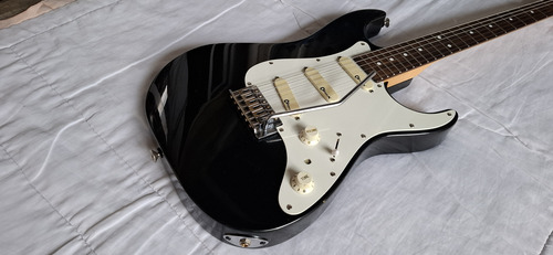 Guitarra Charvel Cx 291 Japonesa Diestro Negro Palisandro (Usado)