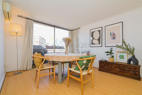 Departamento En Venta De 1 Dorm. En Las Condes