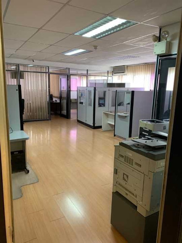 Imagen 20 de 29 de Impecable Galpon Industrial Con Oficinas Listo Para Entrar / 0414-3907836