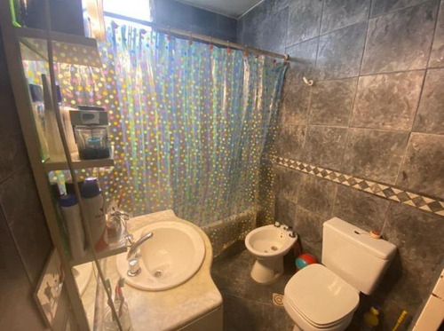 Casa En Venta - 2 Dormitorios 1 Baño - 87mts2 - Beccar