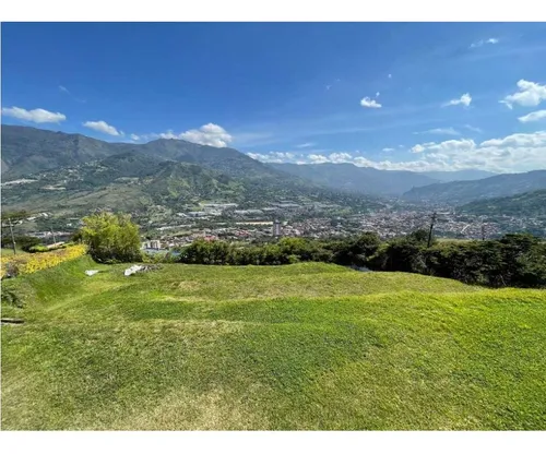 Venta De Finca En Copacabana