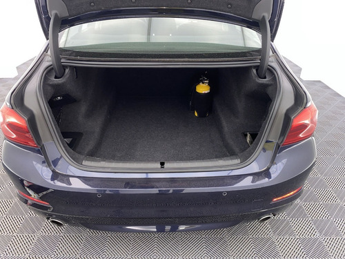 Imagen 24 de 25 de Bmw 530i 2.0 Turbo