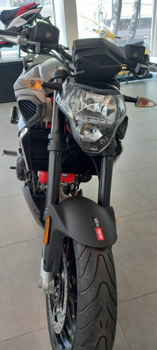 Imagen 17 de 18 de Aprilia Shiver 900