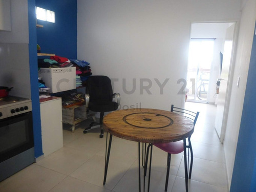 Departamento 2 Ambientes Con Balcon, Bajas Expensas, Financiación Exclusiva