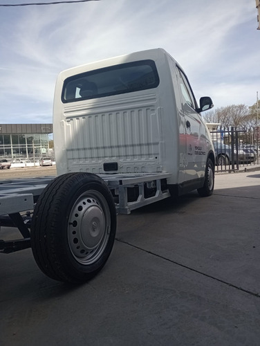 Imagen 7 de 17 de Maxus Edeliver 3 Chasis Cabina