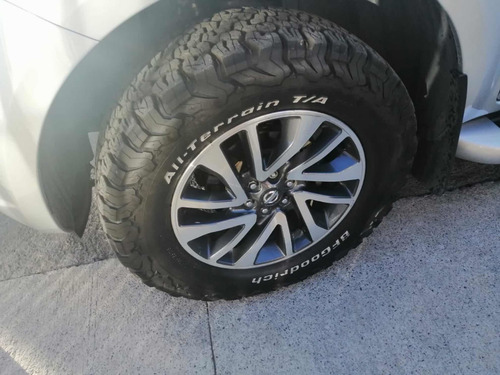Nissan Np300 Np300 At Le Full Equipo