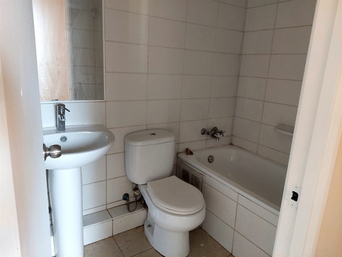 Departamento En Venta De 2 Dorm. En Macul