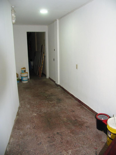 Imagen 17 de 30 de Local, Taller Y Oficinas + Vivienda 2 1/2 Amb C/fondo